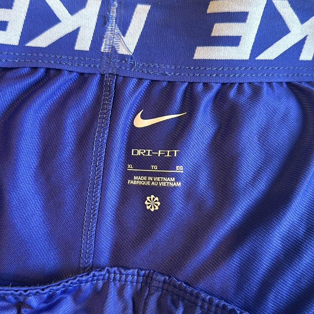 Nike Dri-Fit Shorts - Picture 4 of 5